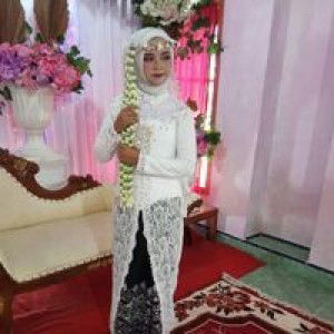 Restu Amiyati profile icon