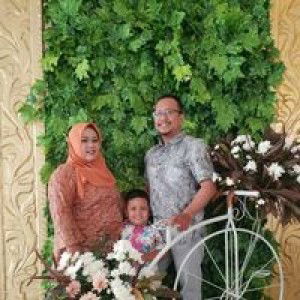 Sania Parawuri Suwasis profile icon