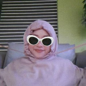 Indira Calistha profile icon