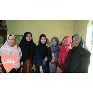 Tya Sutia profile icon