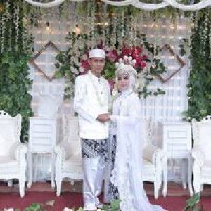 Riany Andreas profile icon