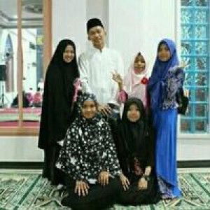 Lyla Manizqu profile icon