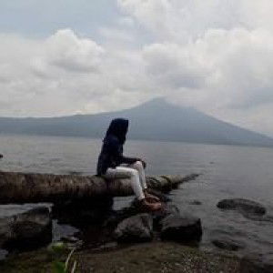 Vina Ainul profile icon