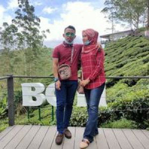 Mila Azhar profile icon