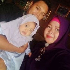 Elin Sapitri profile icon