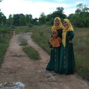 Afra Azizi profile icon