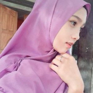 Siti Qhoirul Khotimah profile icon