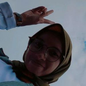 emi silfiani profile icon