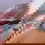 ยลลี่ไง จะใครหล่ะ profile icon