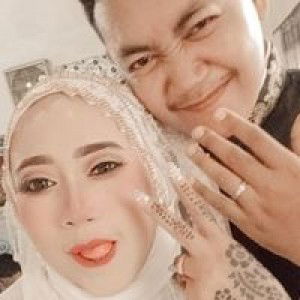 Aprilia Khasanah profile icon