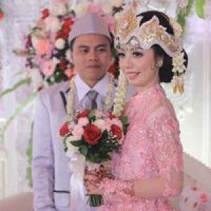 Yenni Apriyani profile icon