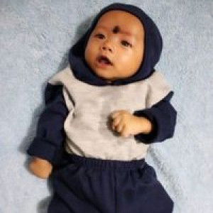 Desy Nopita S profile icon