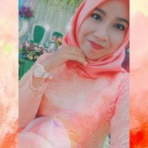 Ria Suhesti profile icon