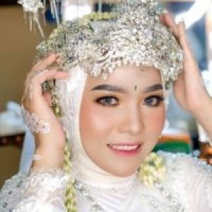 Ida Apriliani profile icon