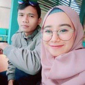 Yulia Fashionstore profile icon