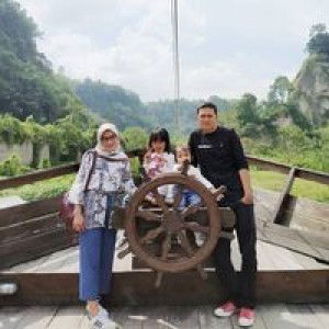 Yosie Nasari profile icon