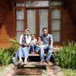 Lia Eriska Chayank Falefi profile icon