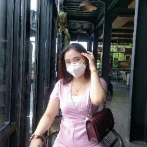 Evi Riyani profile icon