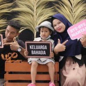 Elis Anggraini profile icon