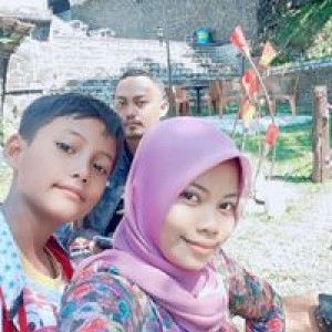 DiiDii Nya Naning profile icon