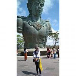 Rizki Ayu Lestari profile icon