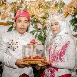 Lidya Fransiska Tambunan profile icon