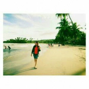 indah dachy profile icon