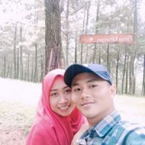 Tia Sastriani profile icon