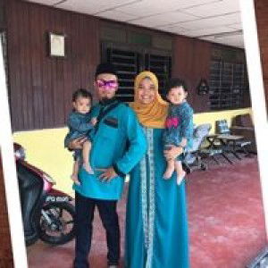 Izz Nur Damia profile icon