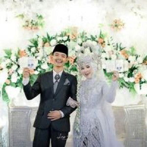 Febriza Adelia profile icon