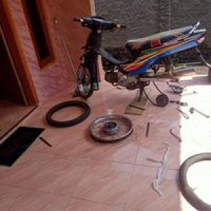 Ady En Eny Dya profile icon