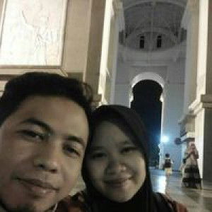 Tuti Vina Andriani profile icon