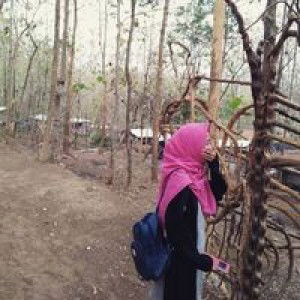 Fatkhul Hidayati profile icon