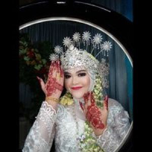 Helda Saputri profile icon