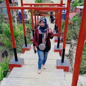 Puji Astuti profile icon