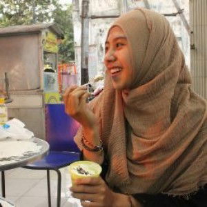 riski munawaroh profile icon