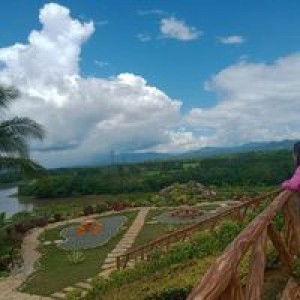 Emmie Mananez profile icon