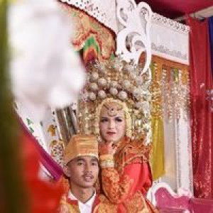 Annisa Rahmadhona profile icon