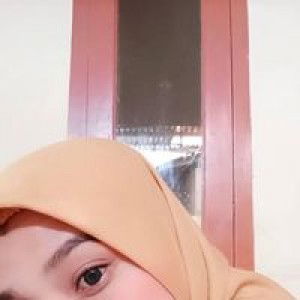 Nina Agustinur profile icon