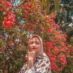 Listya Rosemary profile icon