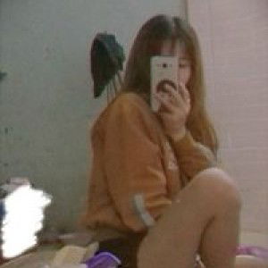 Bé Phượngg profile icon