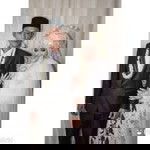 Mom's Alvaro Alvia profile icon