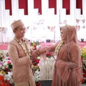 Indri Kusparwati profile icon