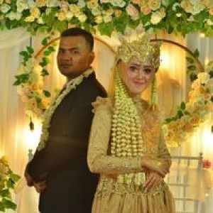 Yuniar Setyo Dwipangesti profile icon