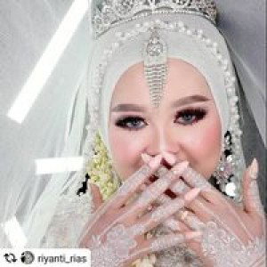 Heny Hayanti profile icon