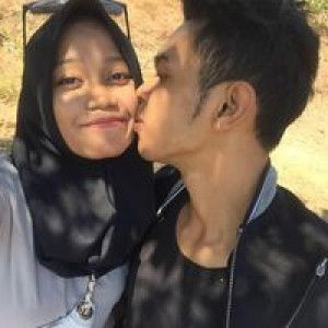 asri wulandari profile icon