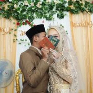 Irna Maya Iriyani profile icon