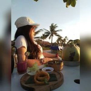 IndahLaras profile icon