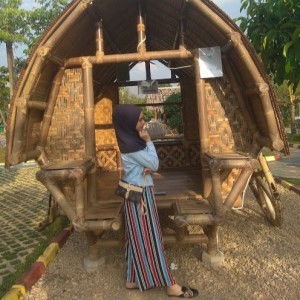 Sitinur Umairoh profile icon