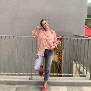 Momay Nuengruethai profile icon